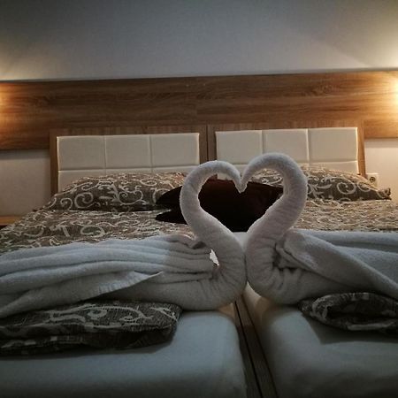 Rooms Aracic Σλαβόνσκι Μπροντ Εξωτερικό φωτογραφία