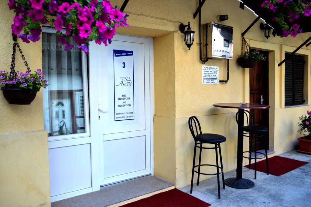 Rooms Aracic Σλαβόνσκι Μπροντ Δωμάτιο φωτογραφία