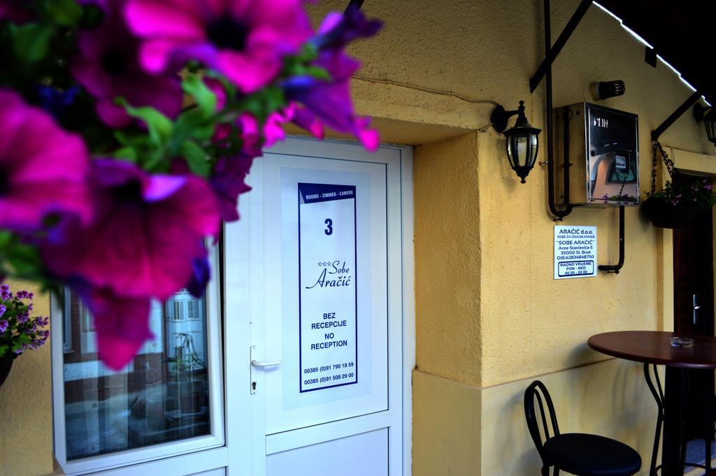 Rooms Aracic Σλαβόνσκι Μπροντ Δωμάτιο φωτογραφία