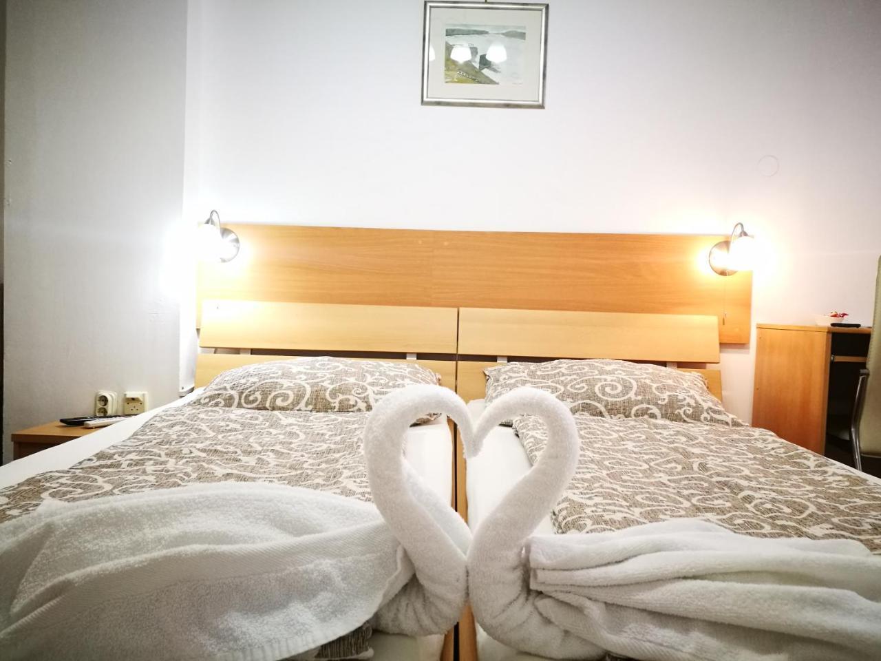 Rooms Aracic Σλαβόνσκι Μπροντ Εξωτερικό φωτογραφία