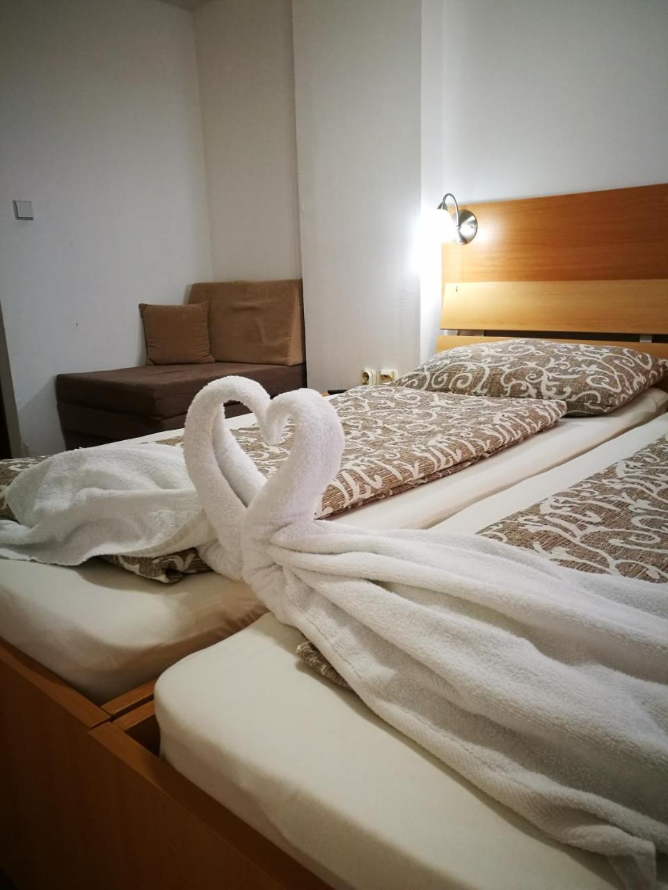 Rooms Aracic Σλαβόνσκι Μπροντ Εξωτερικό φωτογραφία