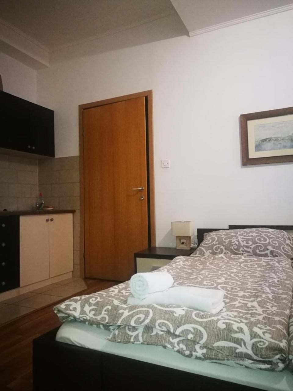 Rooms Aracic Σλαβόνσκι Μπροντ Εξωτερικό φωτογραφία